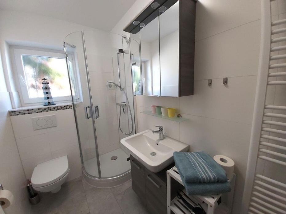 Haus Schwalbennest Apartment Bensersiel Luaran gambar